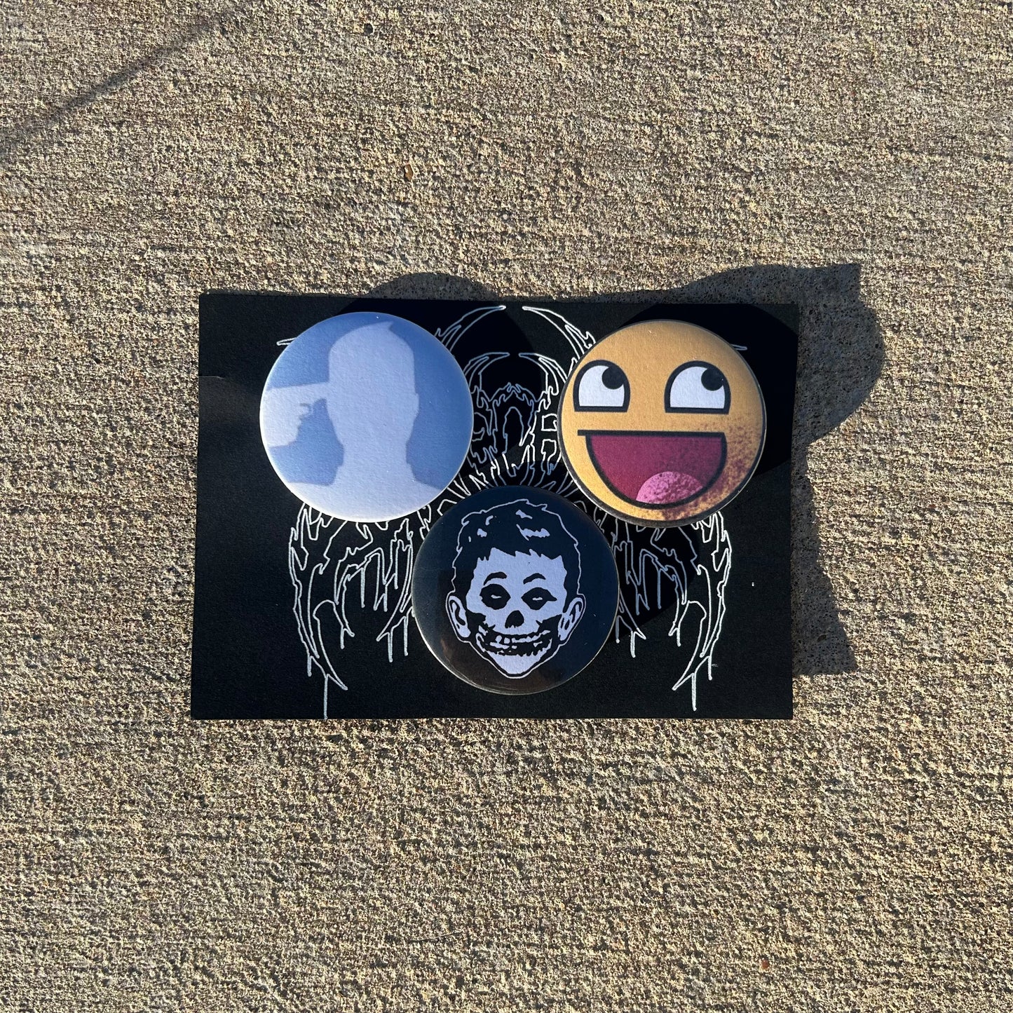 mystery pins (3 pack)