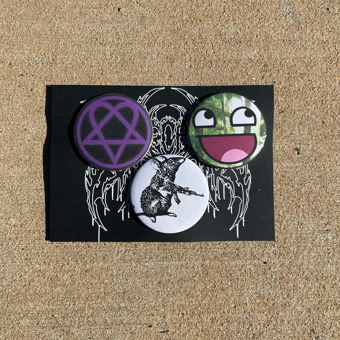 mystery pins (3 pack)