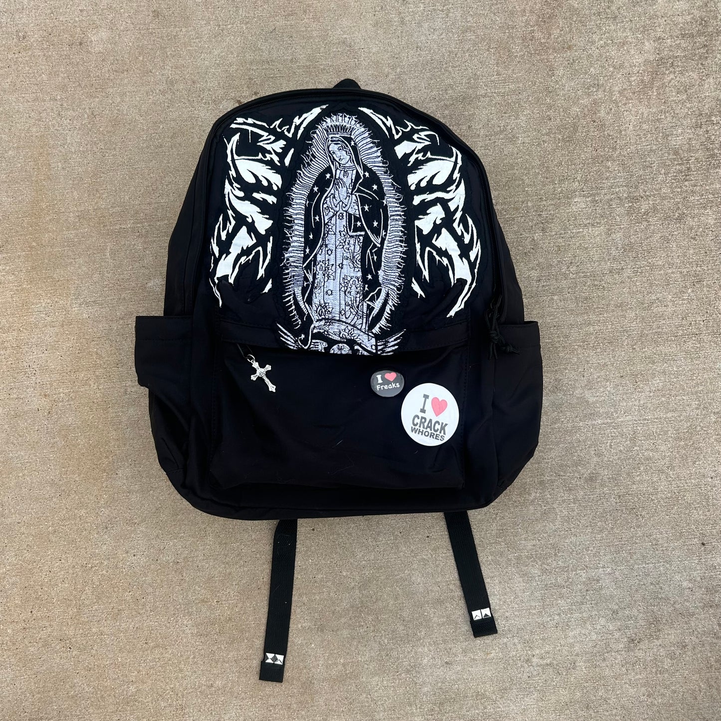 1/1 i ♥️ jesus backpack