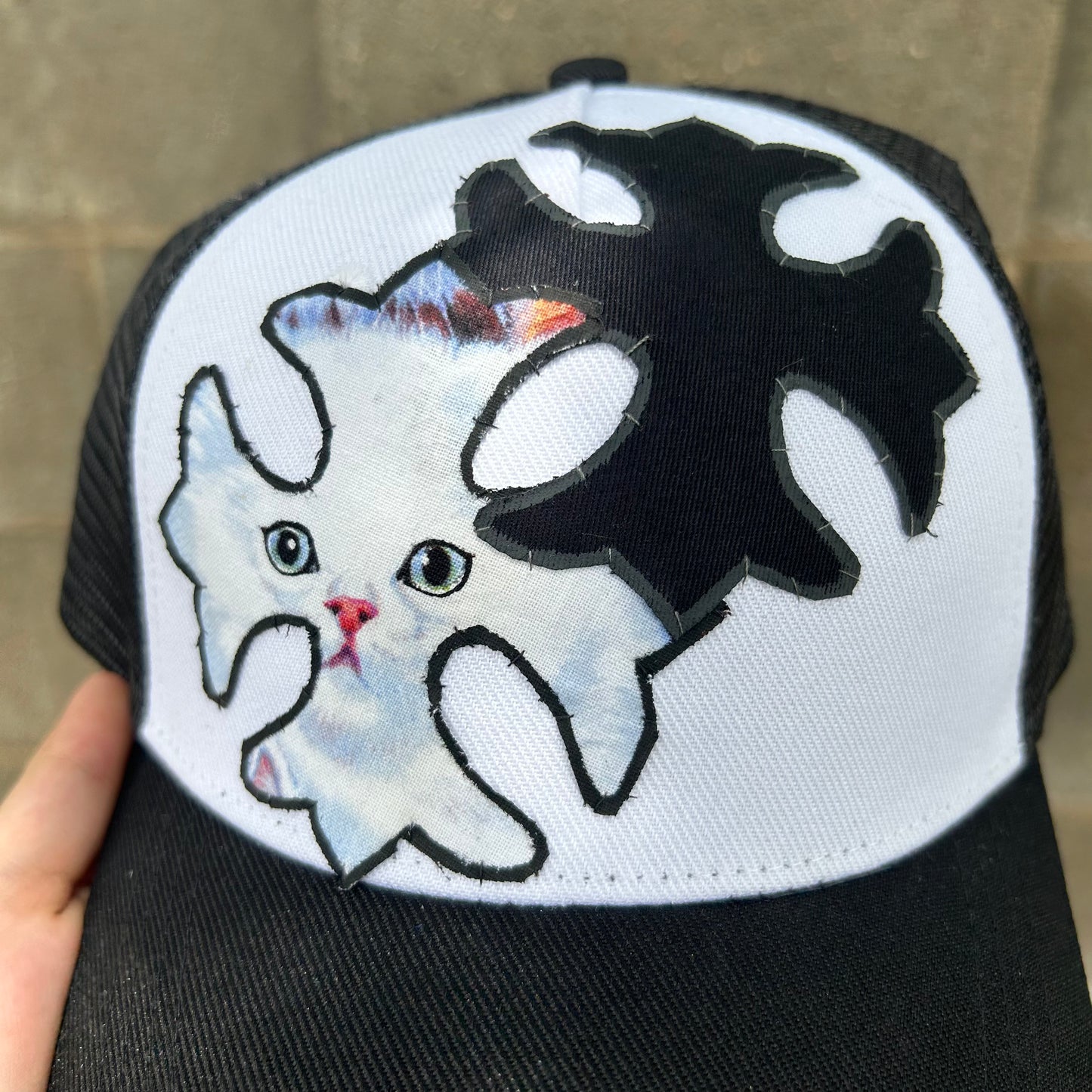 cat hat (trucker)