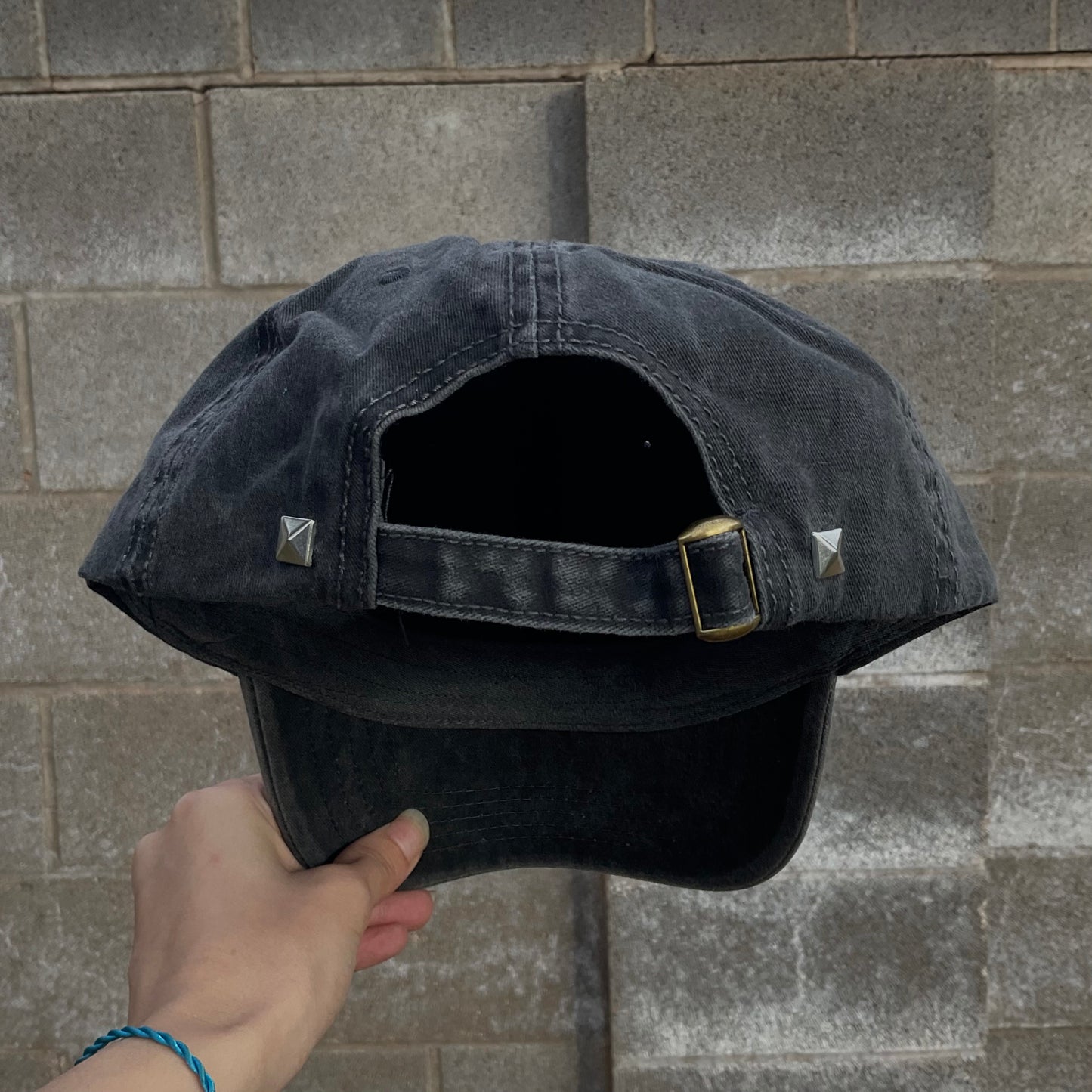 studded d3cay hat