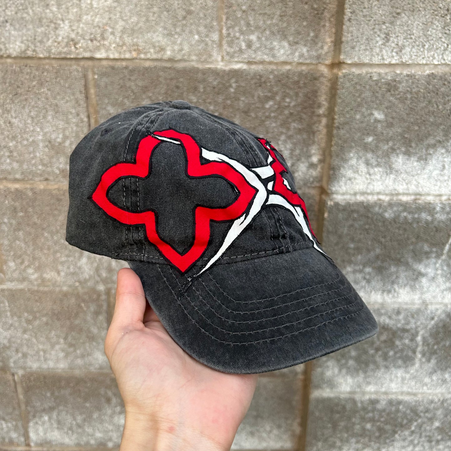 red d3 hat